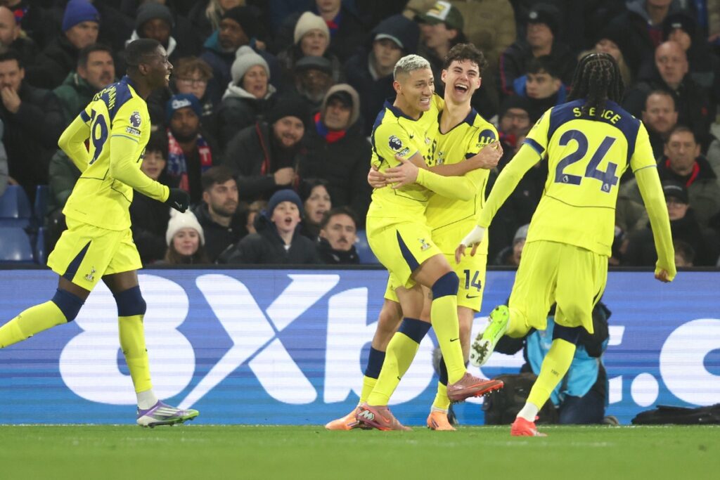 tottenham-vence-crystal-palace-e-poe-fim-a-sequencia-de-derrotas