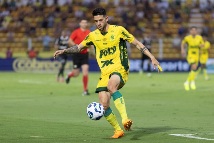 fluminense-anuncia-contratacao-de-zagueiro-destaque-do-mirassol