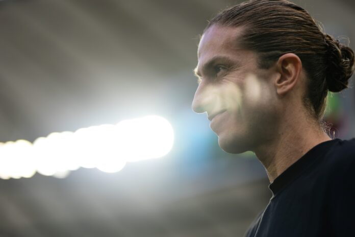 apos-renovacao-de-filipe-luis,-veja-tecnicos-mais-bem-pagos-do-brasil