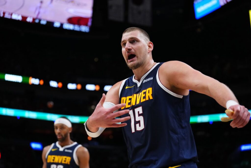 nba:-nuggets-estipula-tempo-de-recuperacao-para-jokic-apos-lesao