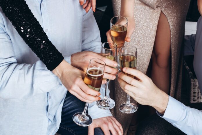 como-o-consumo-de-alcool-no-reveillon-afeta-o-metabolismo