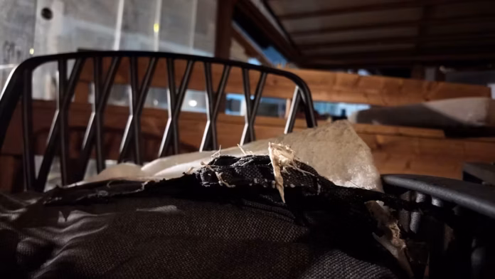 incendio-em-bar-na-suica-comecou-com-faiscas-em-garrafas,-dizem-testemunhas