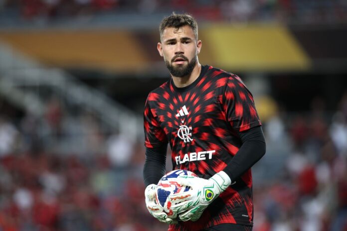 cruzeiro-oficializa-contratacao-do-goleiro-matheus-cunha,-ex-flamengo