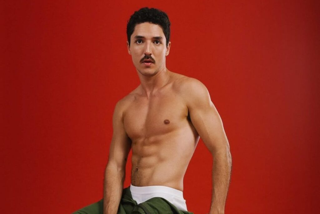 quem-e-joao-vitor-silva,-famoso-ator-flagrado-com-iza-no-reveillon