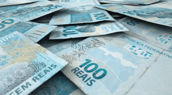 especialista:-aumento-do-salario-minimo-nao-e-problema,-e-o-que-se-deriva