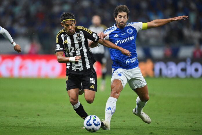 atletico-mg-parabeniza-cruzeiro-por-aniversario-de-105-anos;-leia