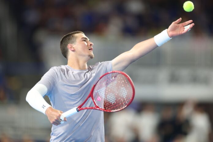 joao-fonseca-conhece-adversario-da-estreia-no-atp-250-de-brisbane