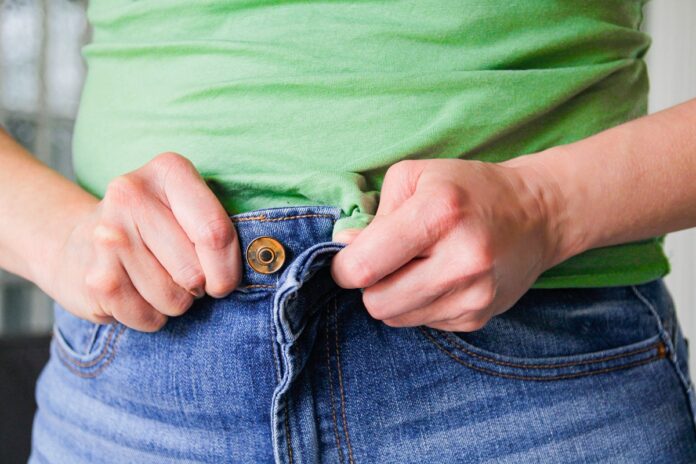 intestino-solto-e-inchaco-da-barriga?-saiba-o-que-causa-os-sintomas