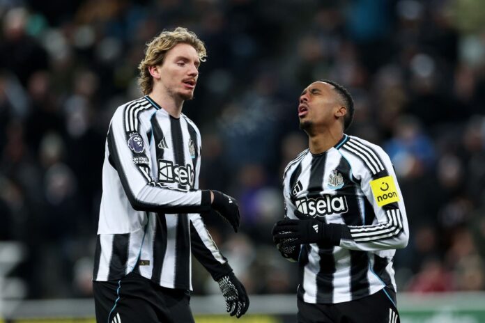 jogador-da-premier-league-e-alvo-de-ofensas-racistas-nas-redes-sociais