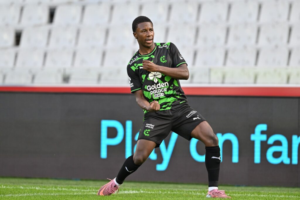 atletico-mg-anuncia-contratacao-de-joia-equatoriana-para-2026