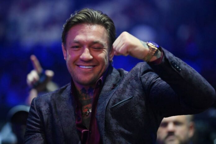 ufc:-mcgregor-desafia-mayweather-para-luta-na-casa-branca