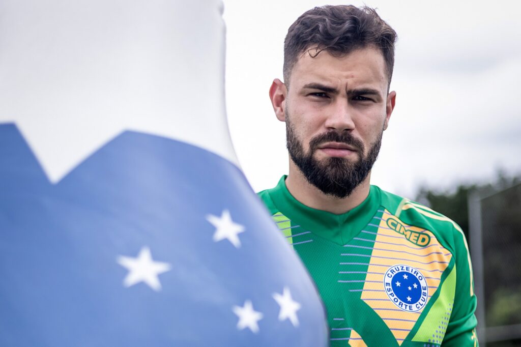 reforco-do-cruzeiro-tem-lesao-confirmada-e-passara-por-cirurgia