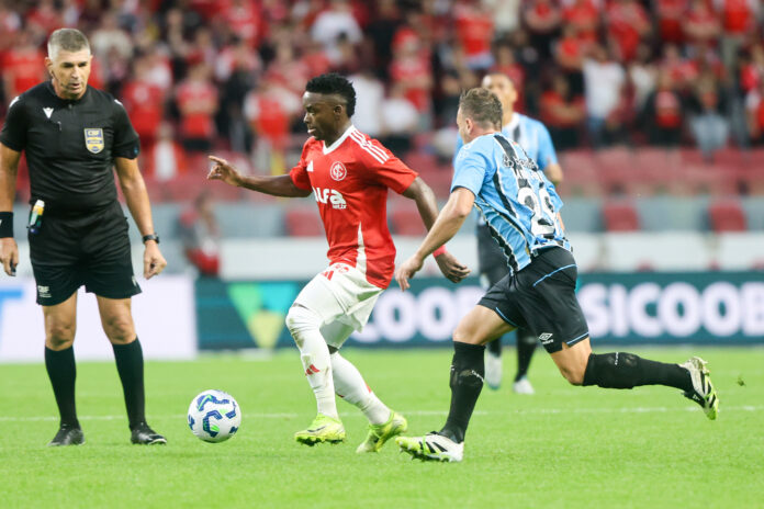 internacional-publica-nota-oficial-apos-mudanca-na-data-do-gre-nal