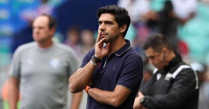 palmeiras:-abel-ferreira-confirma-lesoes-de-vitor-roque-e-lateral