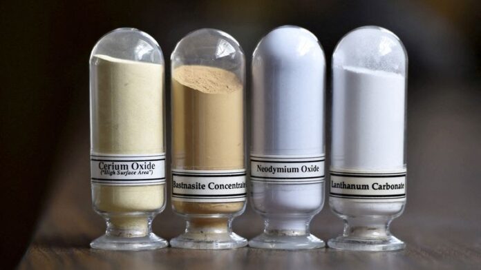 alvo-da-china,-japao-negocia-acordo-de-terras-raras-com-goias