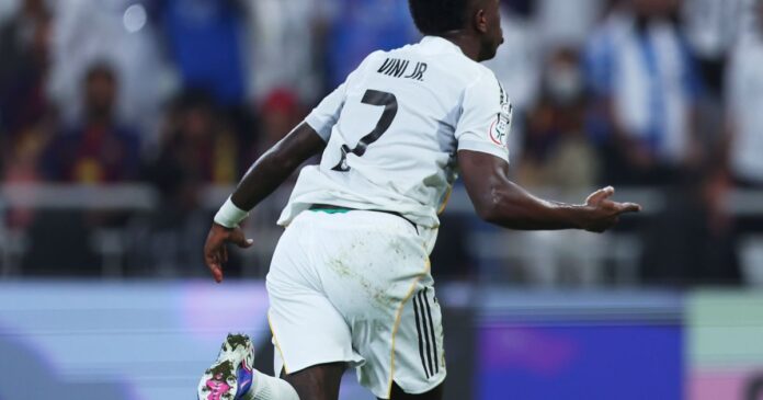 barcelona-x-real-madrid:-vini-jr.-arranca-do-meio-campo-e-faz-golaco;-veja