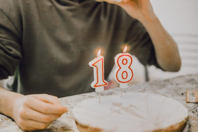 fases-da-vida:-como-lidar-com-a-transicao-de-adolescente-para-adulto