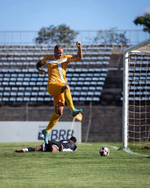 candangao-estreia-com-goleada-do-brasiliense-e-empate-do-samambaia