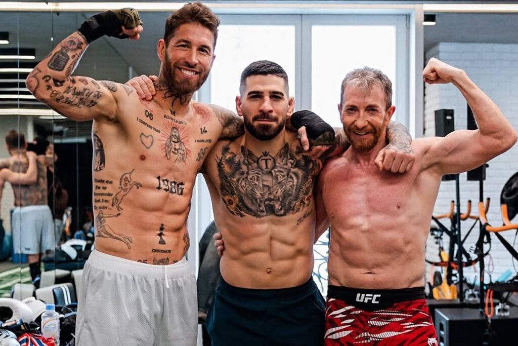 sergio-ramos-treina-boxe-com-topuria,-atual-campeao-peso-leve-do-ufc