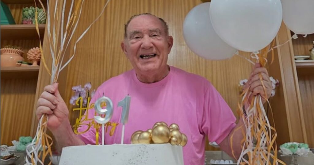 renato-aragao-celebra-aniversario-de-91-anos:-“agradeco-por-tanto-carinho”