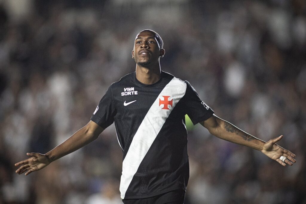 em-jogo-de-seis-gols,-vasco-vence-marica-pelo-campeonato-carioca