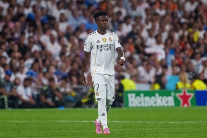 torcedores-do-real-madrid-divergem-sobre-permanencia-de-vinicius-jr.