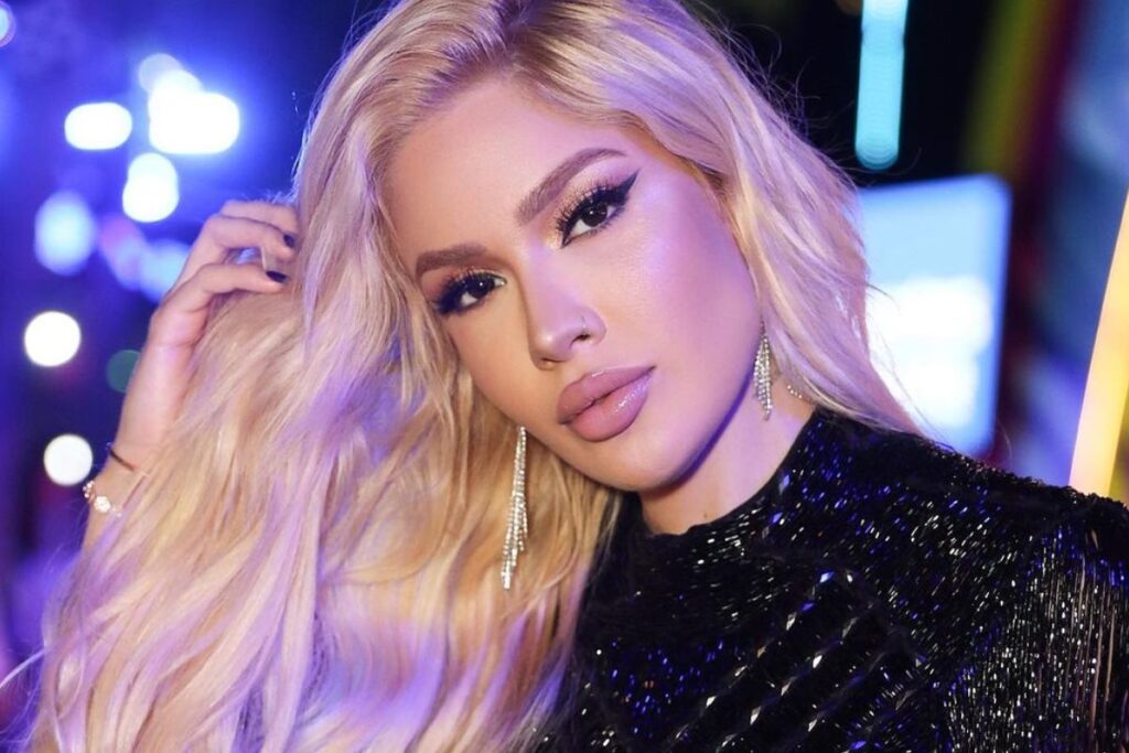 karoline-lima-surpreende-com-fotos-dela-de-12-anos-atras