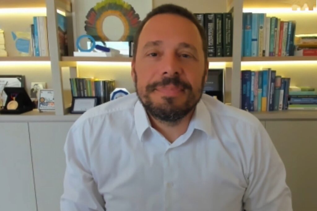 “dengue-ainda-sera-desafio-por-decadas”,-diz-julio-croda,-da-fiocruz.-veja-video