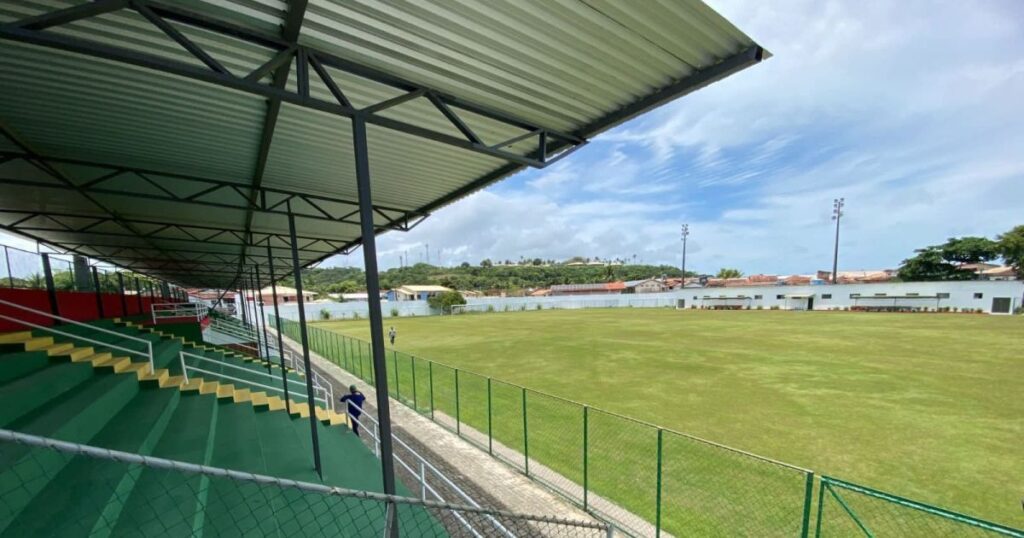 porto-ba-×-vitoria:-horario-e-onde-assistir-ao-jogo-do-baiano