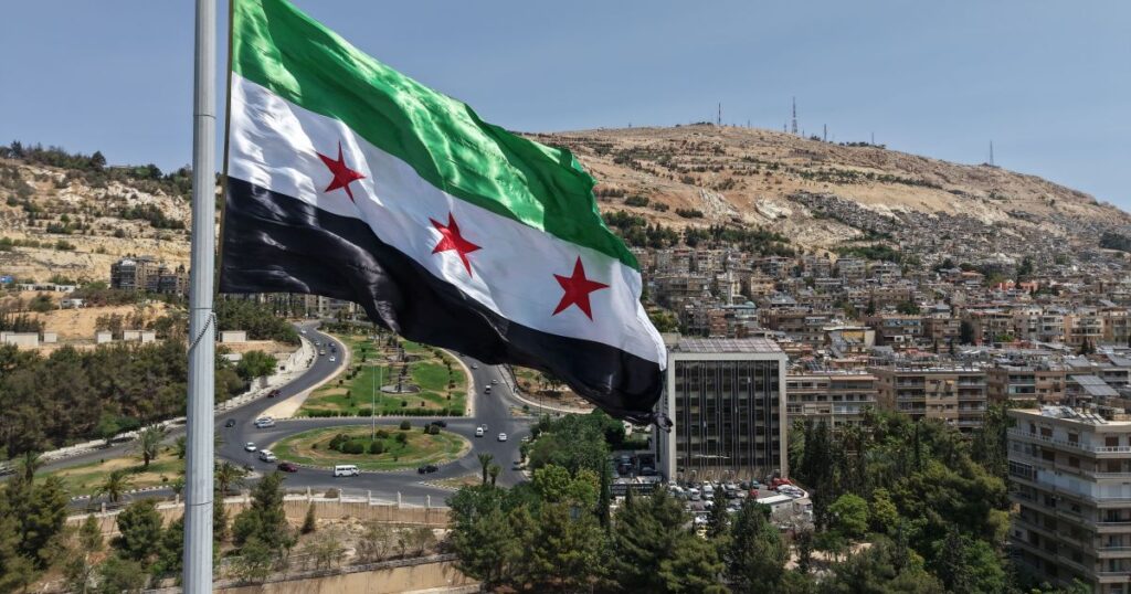 forcas-sirias-tomam-campo-de-petroleo-de-omar,-o-maior-do-pais,-diz-fonte