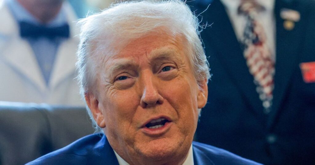 analise:-trump-esta-falando-serio-sobre-“tomar-a-groenlandia”?