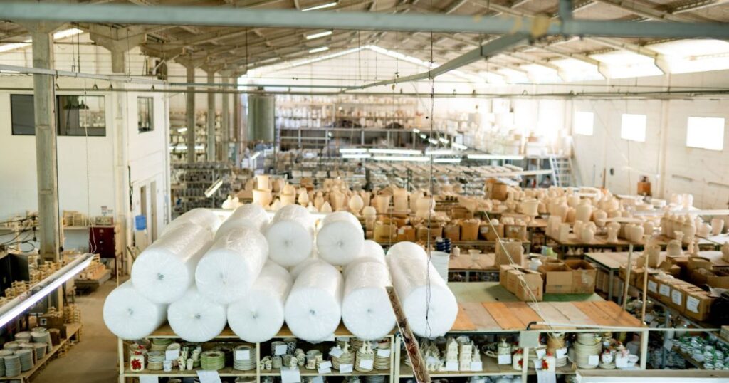 80%-dos-industriais-culpam-juros-por-dificuldade-em-obter-credito,-diz-cni