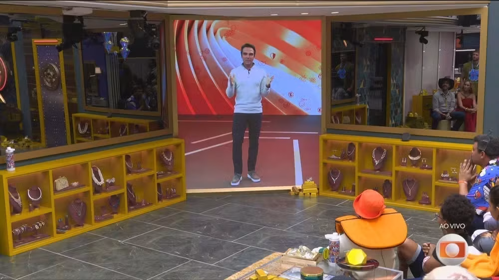 bbb-26:-tadeu-schmidt-esclarece-condicoes-do-quarto-branco-para-brothers