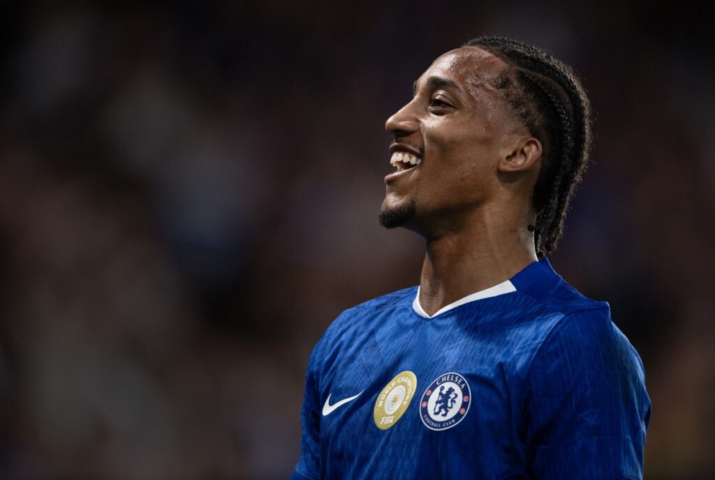 “pais-do-futebol”:-chelsea-exalta-atletas-brasileiros-do-elenco