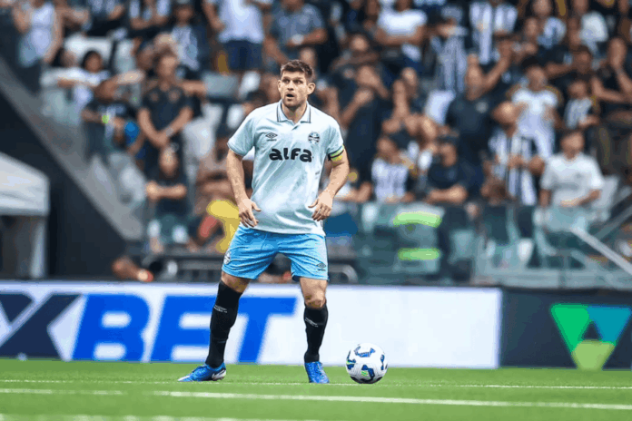 no-departamento-medico:-gremio-confirma-lesao-na-coxa-de-kannemann