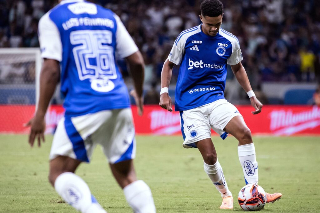 borussia-esta-disposto-a-pagar-valor-milionario-por-joia-do-cruzeiro