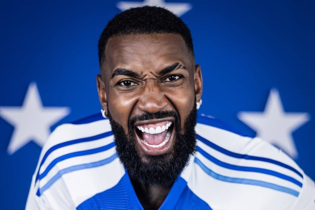 cruzeiro-encara-democrata-na-expectativa-da-estreia-de-gerson;-entenda