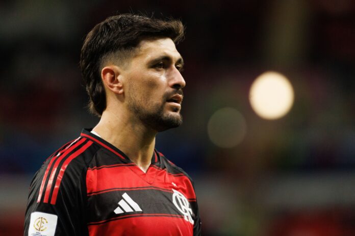 supercopa:-maestro-do-flamengo,-arrascaeta-busca-4o-titulo-do-torneio.-garanta-seu-ingresso!