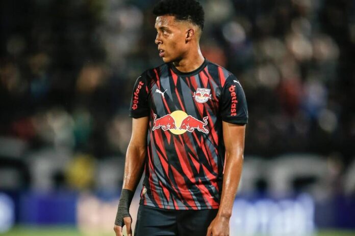 bragantino:-lateral-realiza-cirurgia-cerebral-apos-diagnostico-de-mav