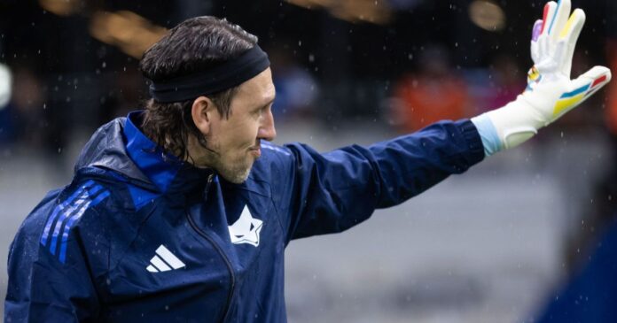 cassio-sofre-lesao-em-jogo-do-cruzeiro-e-preocupa-para-classico-contra-galo