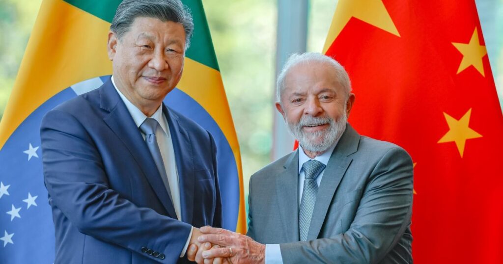 lula-e-xi-jinping-discutem-multilateralismo-por-telefone,-diz-agencia