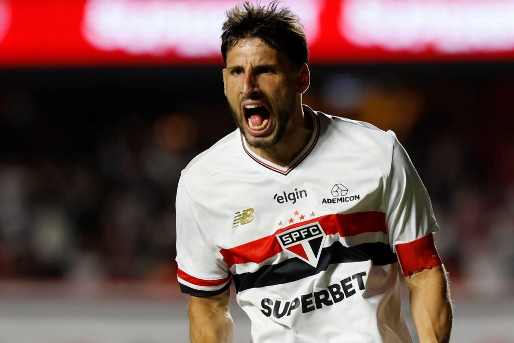calleri-comenta-sobre-gols-e-fala-sobre-classico-contra-o-palmeiras