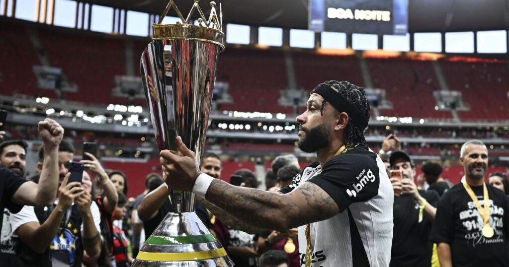 corinthians-renegocia-divida-com-memphis-em-meio-a-impasse-por-renovacao