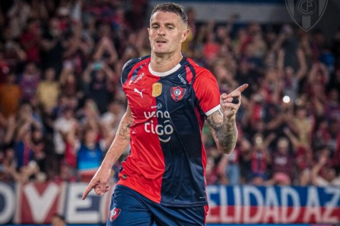 ex-vasco,-vegetti-marca-o-primeiro-gol-pelo-cerro-porteno;-veja