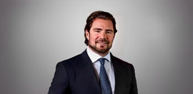 analise:-relacao-de-vorcaro-com-politicos-ajuda-a-desviar-as-investigacoes