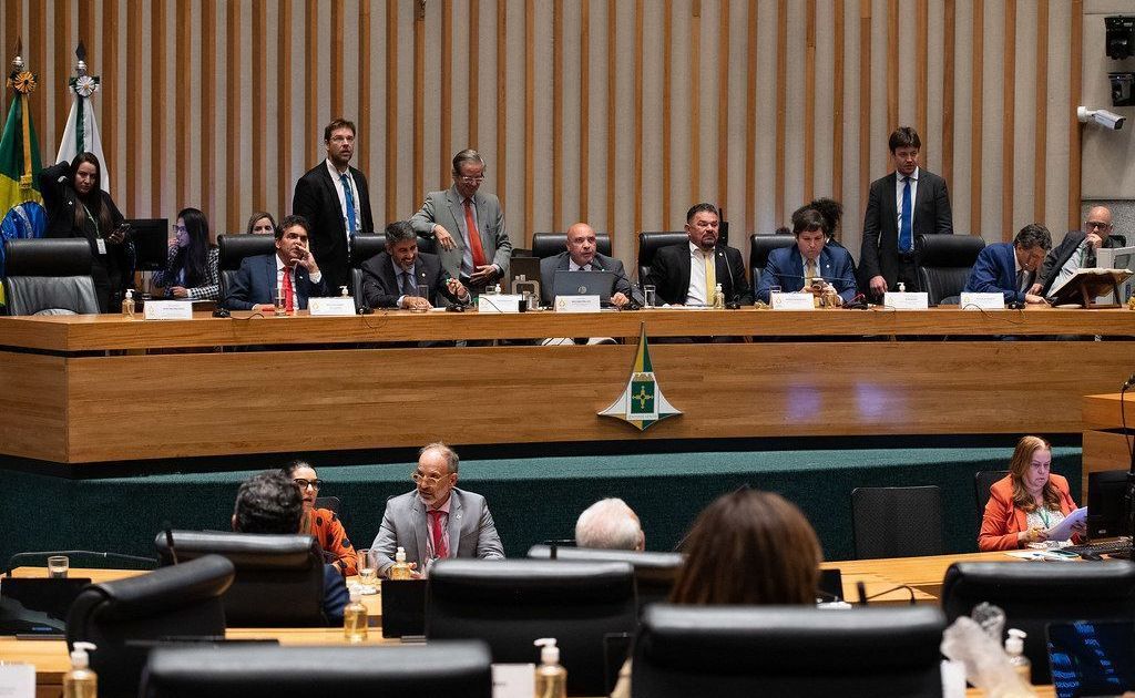 impeachment-de-ibaneis-domina-discursos-em-retorno-aos-trabalhos-na-cldf