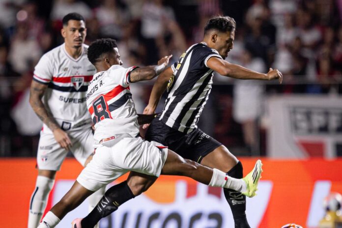brasileirao:-em-momentos-opostos,-santos-e-sao-paulo-disputam-classico