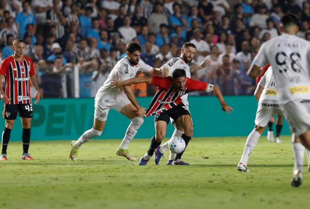 santos-faz-1-x-0-com-gol-de-ze-rafael-contra-o-sao-paulo;-acompanhe