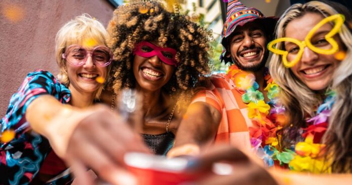 maratona-de-carnaval:-quanto-de-proteina-consumir-para-aguentar-a-folia?