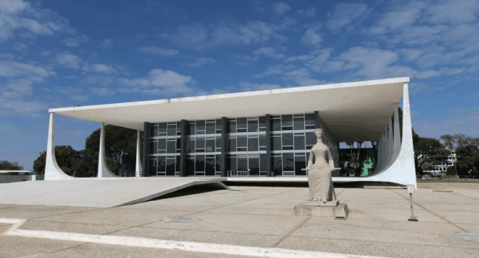 stf-tem-maioria-para-tratar-caixa-2-como-crime-eleitoral-e-improbidade